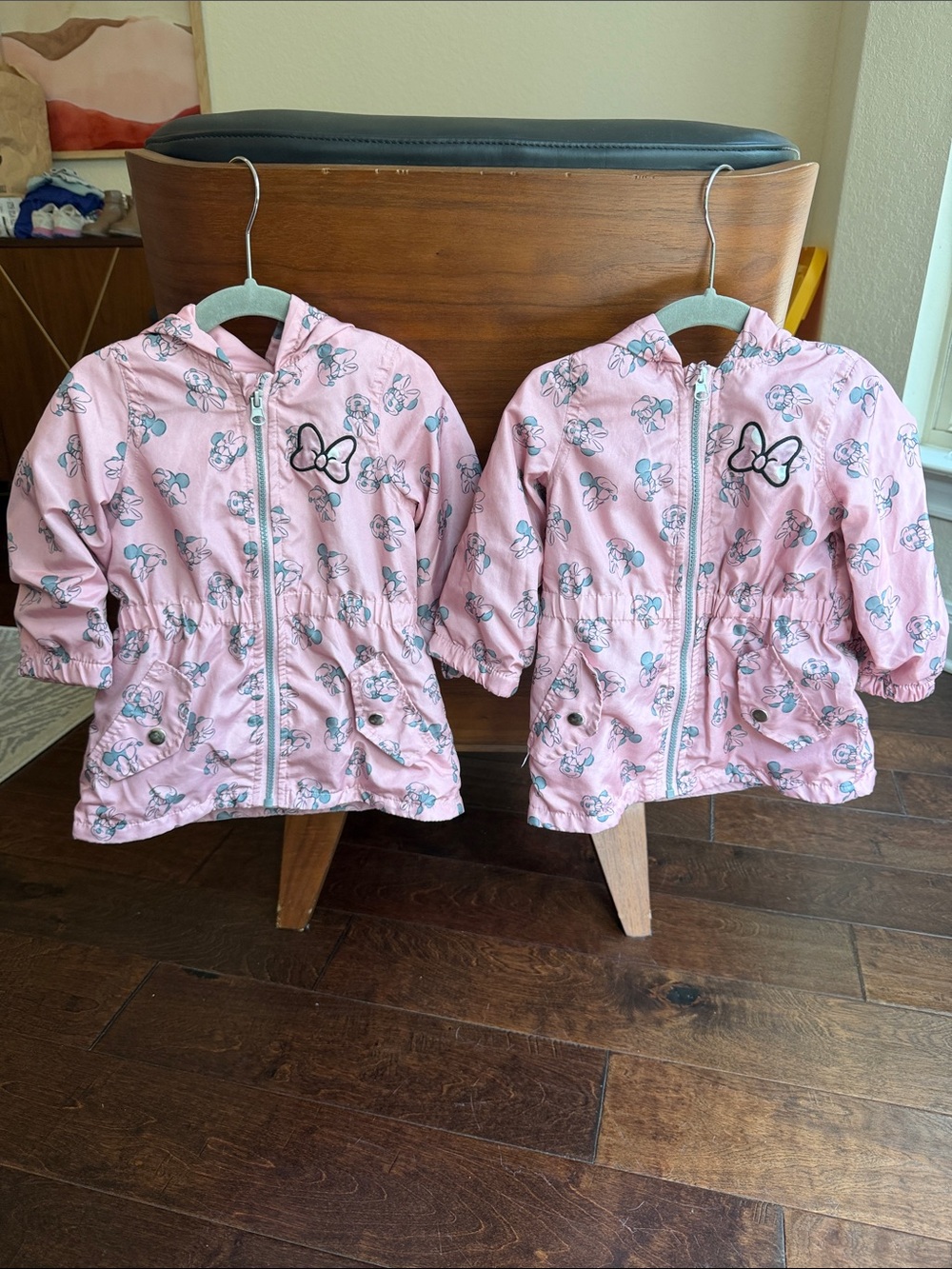TWIN 2T Girls' Pink Hooded Minnie Mouse Lightweight Jackets